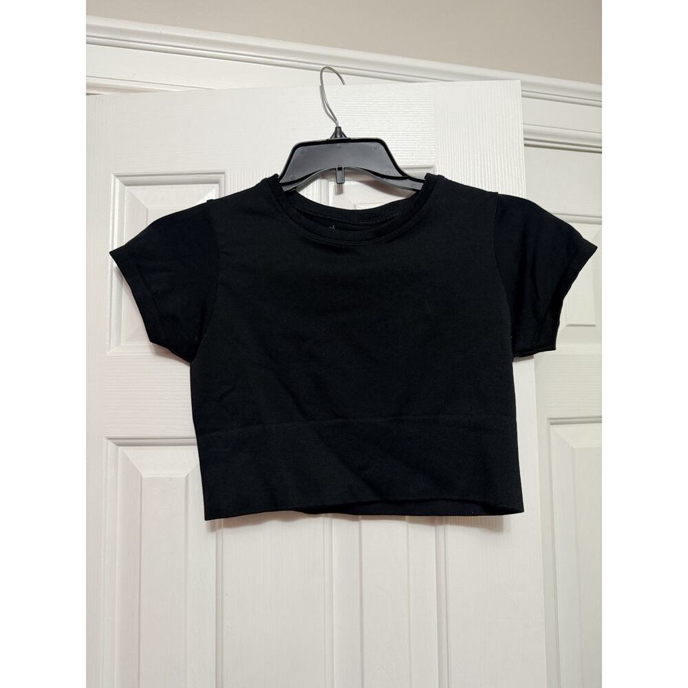 Offline by Aerie Black Sidewalk Seamless Short Sleeve Cropped T-Shirt Top Sz M